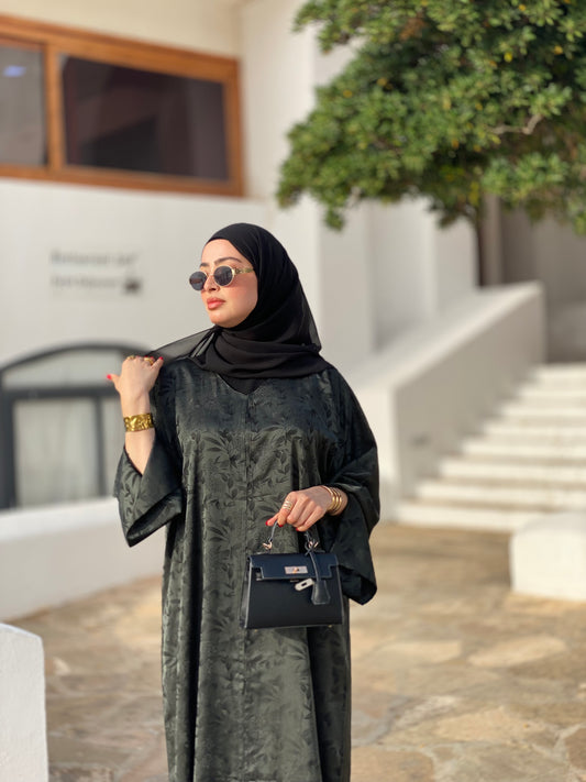 Abaya Éline